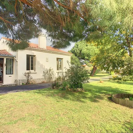 Dom wakacyjny Maison De 5/7 Pers, Acces Mer, Jardin Arbore, Veranda, Calme, Parking Securise. - Fr-1-710-3 *