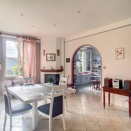 بيت للعطل Maison De 5/7 Pers, Acces Mer, Jardin Arbore, Veranda, Calme, Parking Securise. - Fr-1-710-3 Châtelaillon-Plage